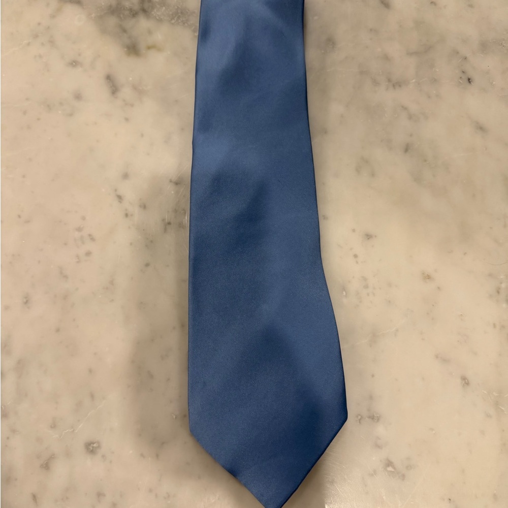 Elegant Blue Men's Tie